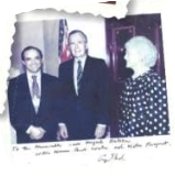 Fotografia antiga com figuras diplomáticas, dedicada e assinada